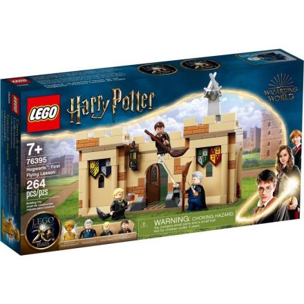 LEGO® Harry Potter™ - Roxfort - Az első repülőlecke (76395)