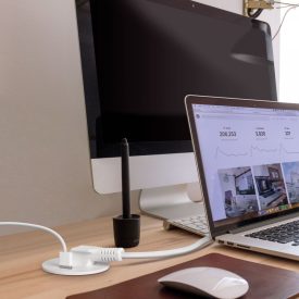   DELIGHT Rejtett - beépíthető konnektor + USB - fehér 20461WH